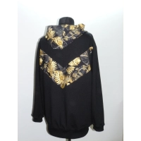 Czarna sportowa bluza z kapturem i kolorowymi wstawkami - złote liście